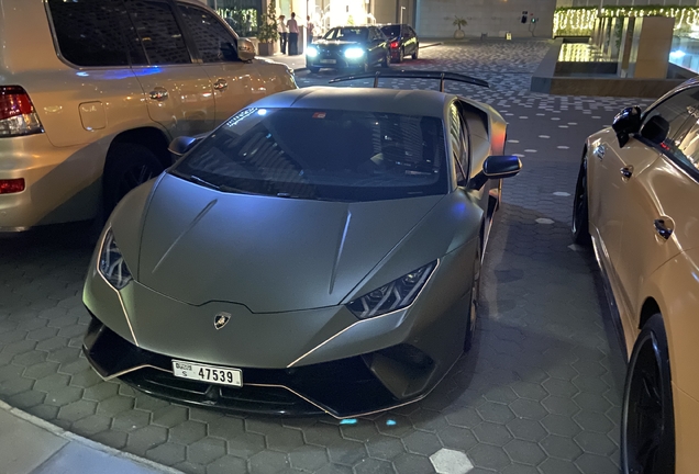 Lamborghini Huracán LP640-4 Performante