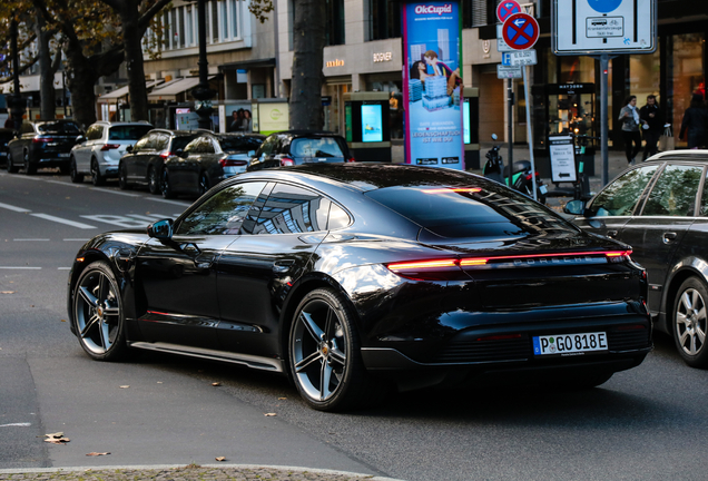 Porsche Taycan Turbo S