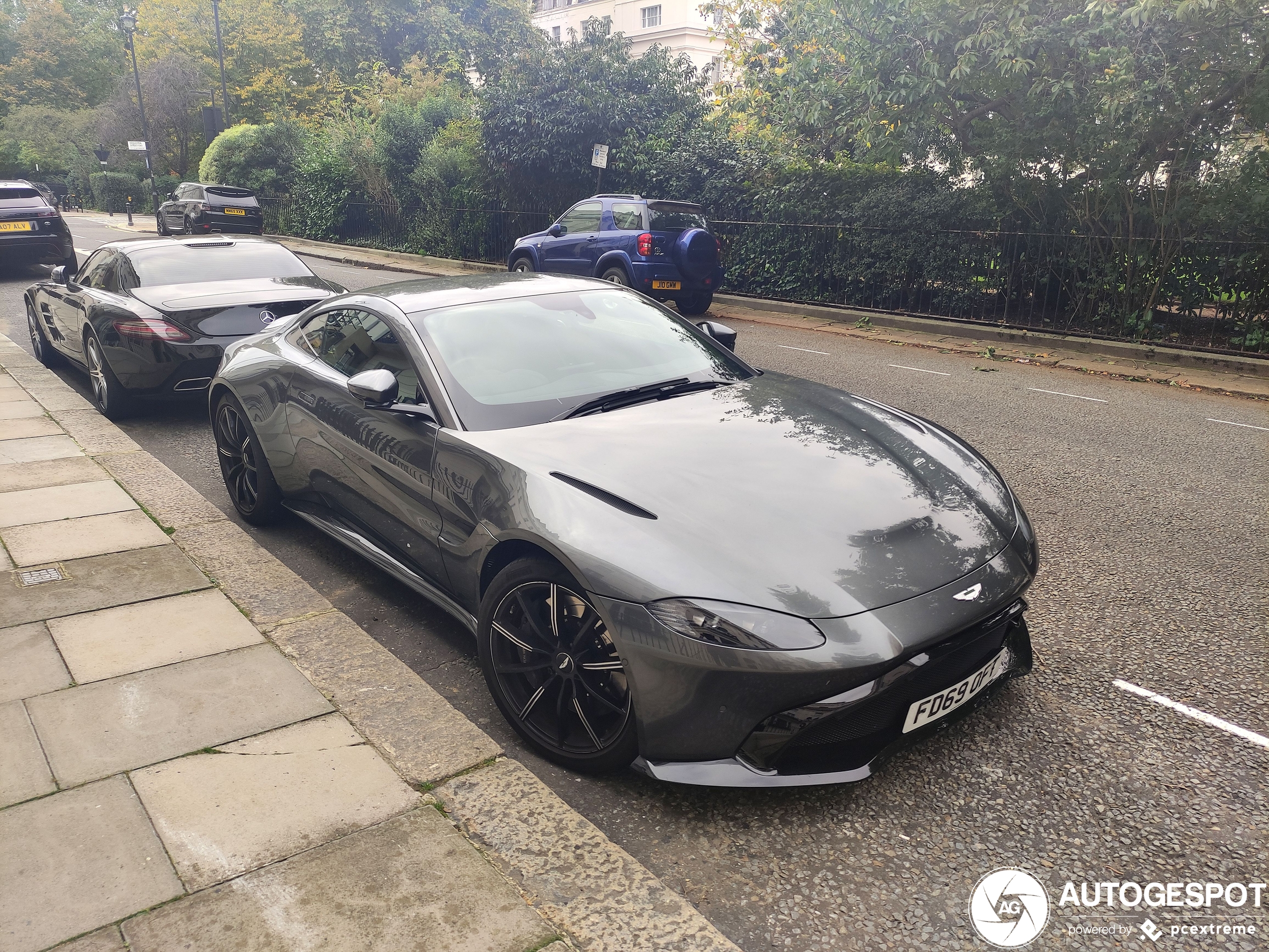 Aston Martin V8 Vantage 2018