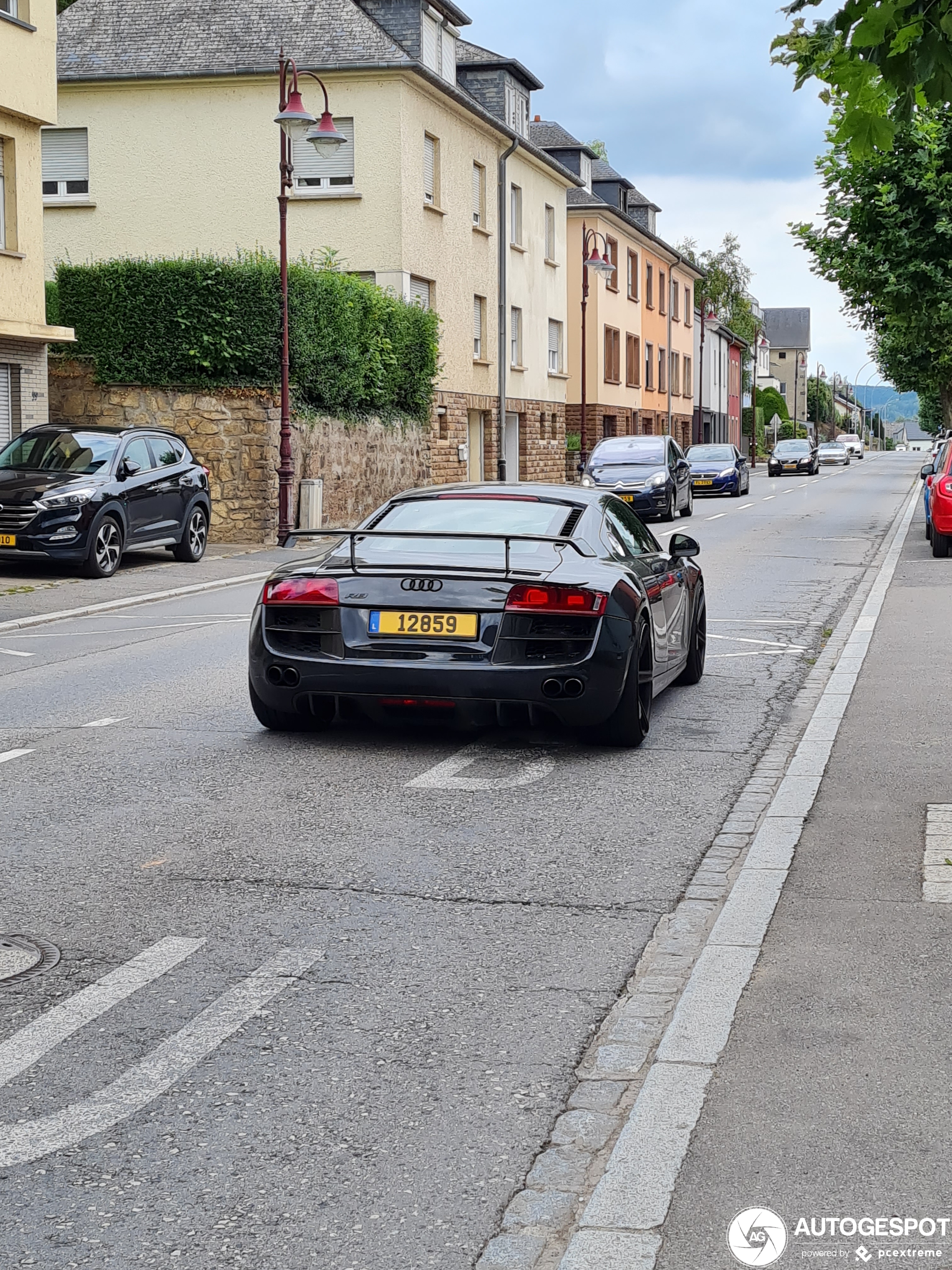 Audi R8