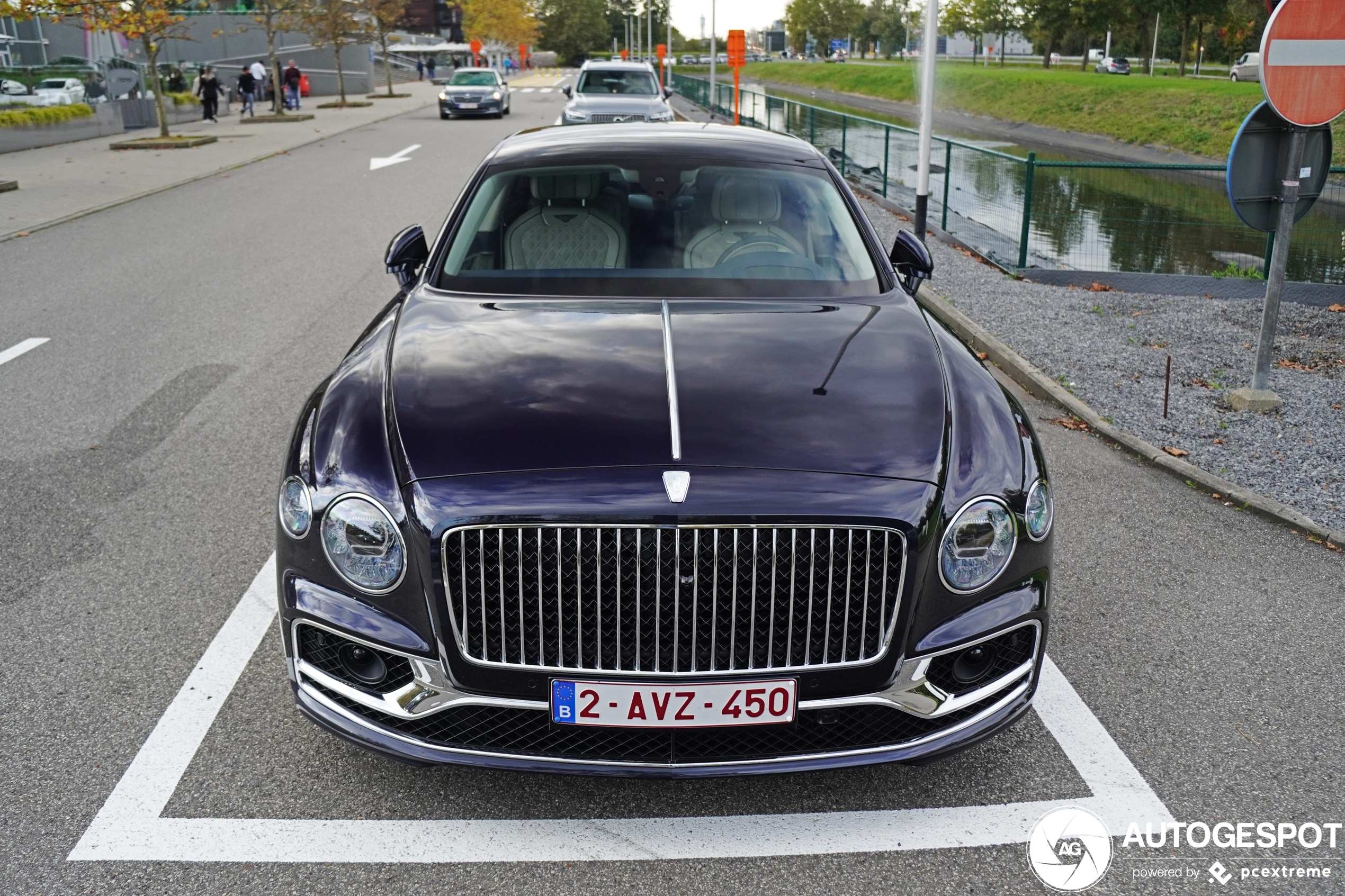 Bentley Flying Spur V8 2021 First Edition