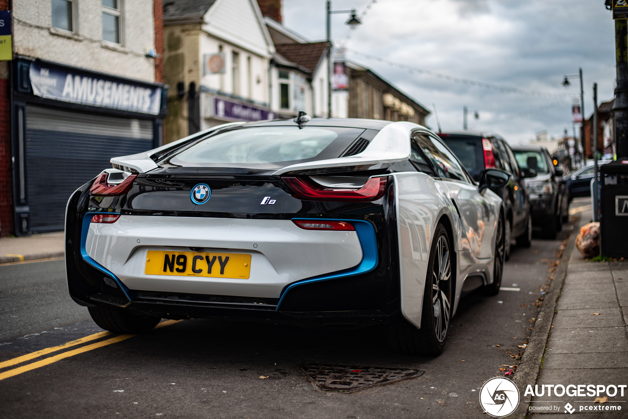 BMW i8