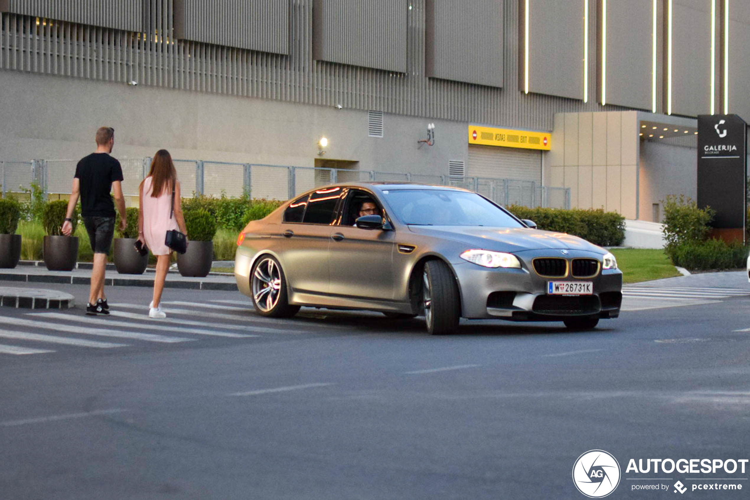 BMW M5 F10 2011