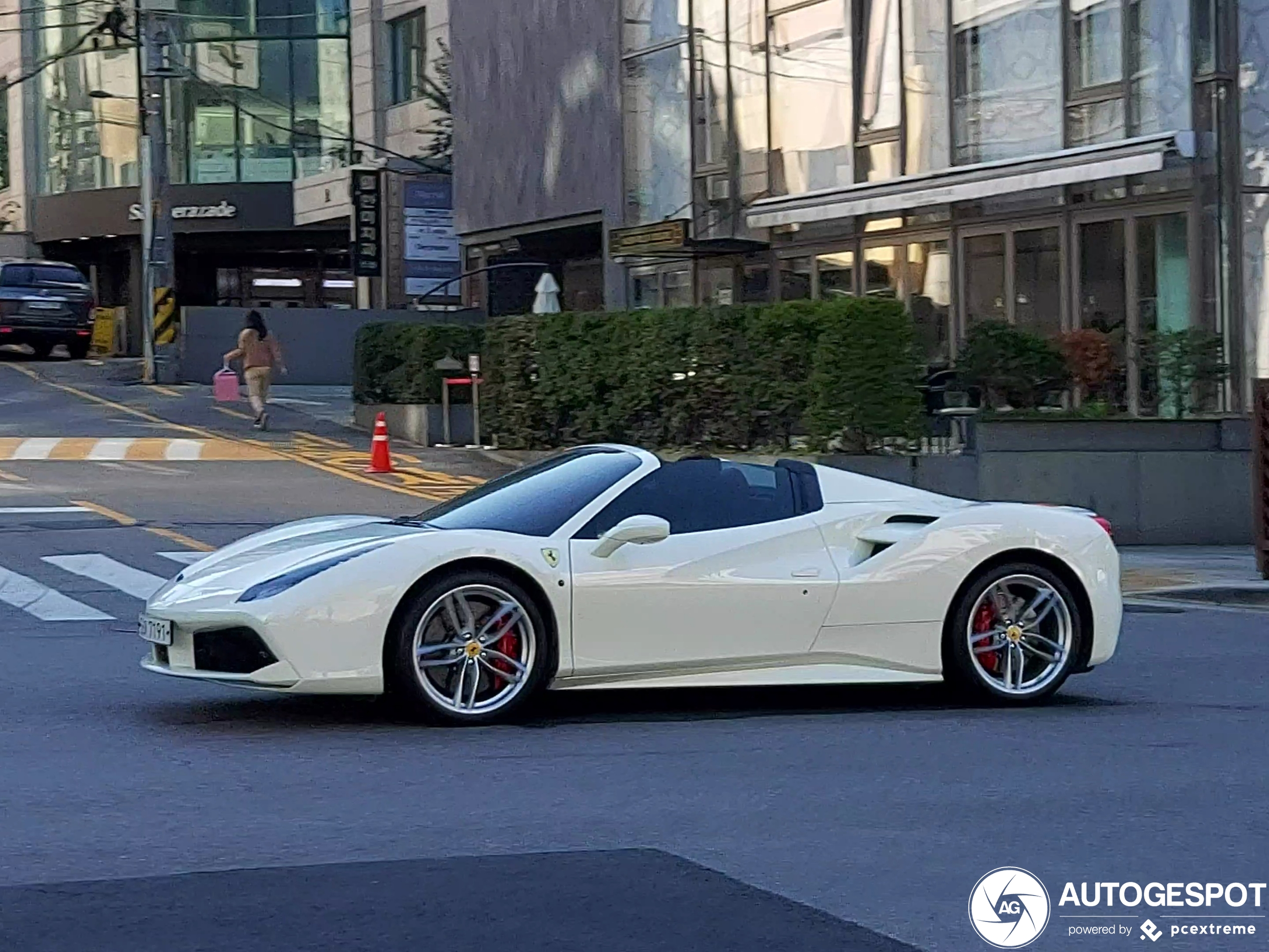 Ferrari 488 Spider