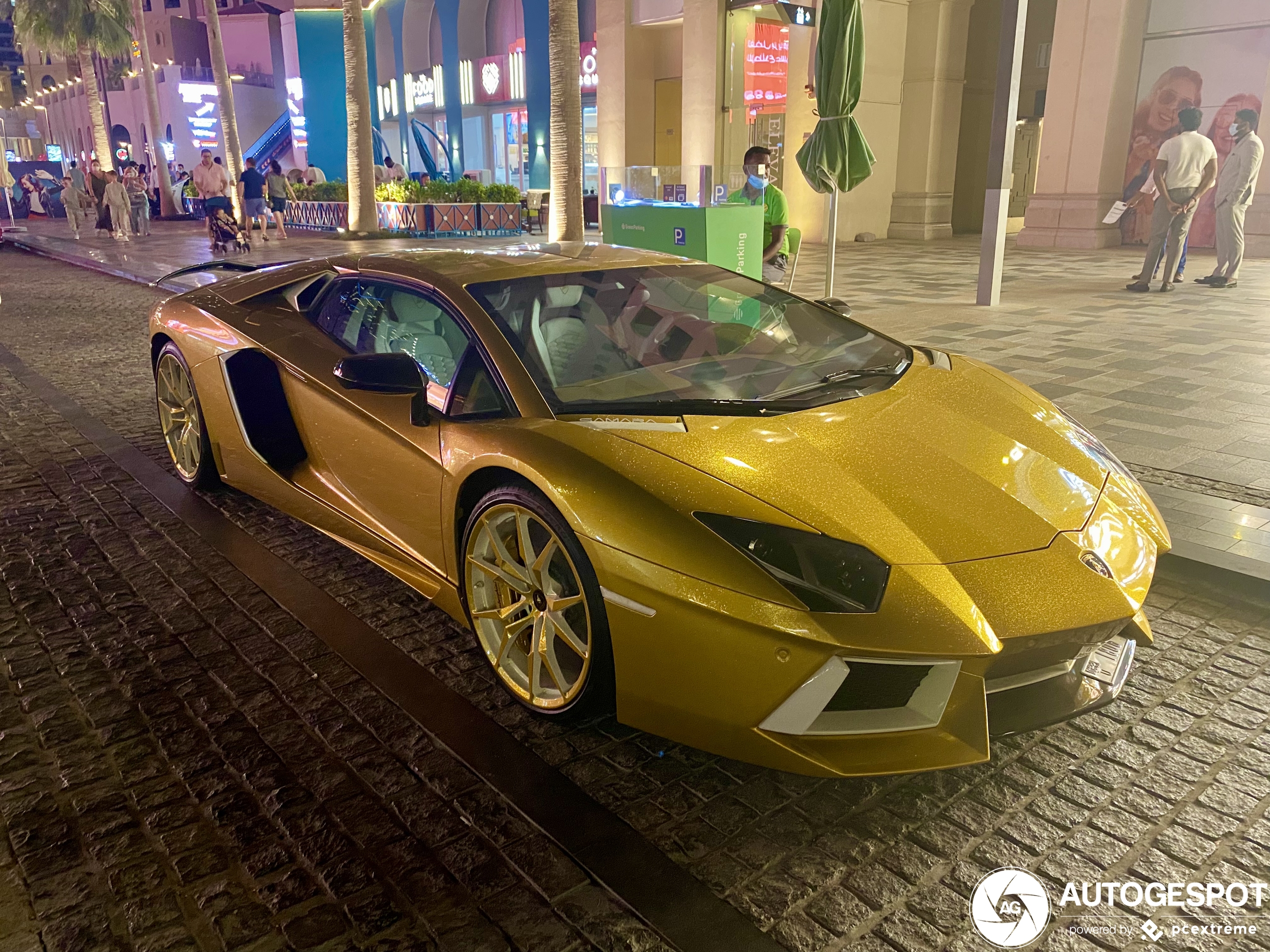 Lamborghini Aventador LP700-4 Roadster