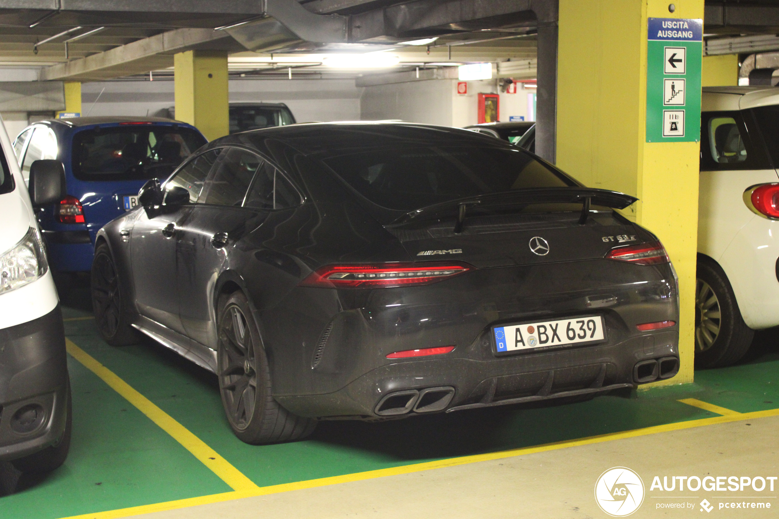 Mercedes-AMG GT 63 S X290