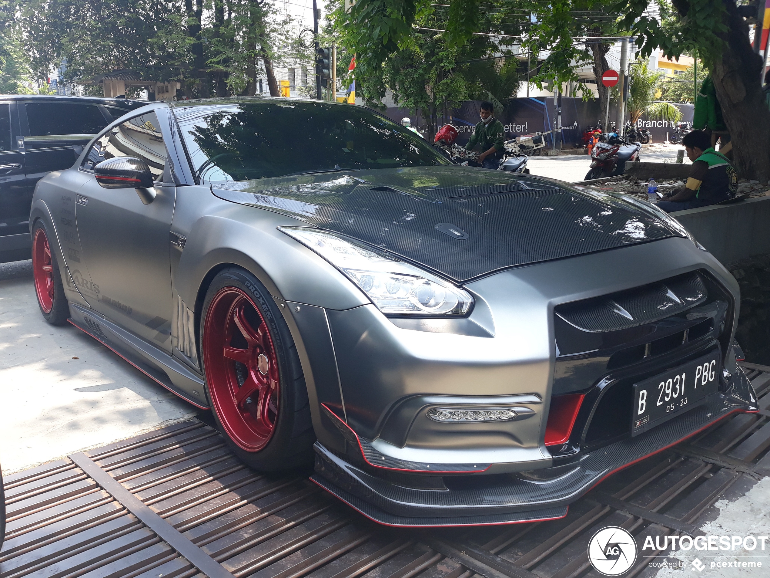 Nissan GT-R Varis Kamikaze-R