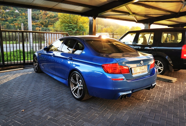 BMW M5 F10 2011