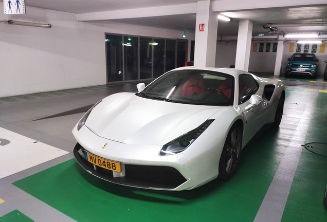 Ferrari 488 Spider