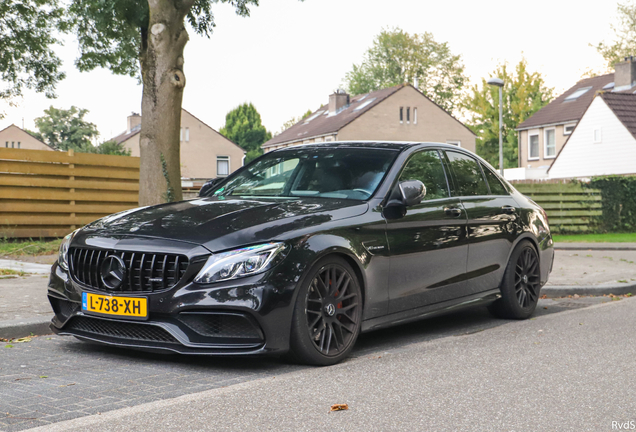 Mercedes-AMG C 63 W205