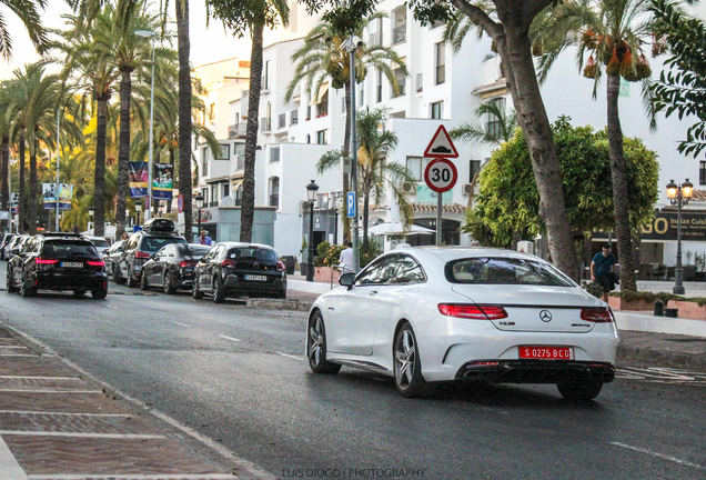 Mercedes-Benz S 63 AMG Coupé C217