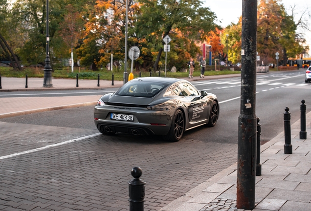 Porsche 718 Cayman GTS