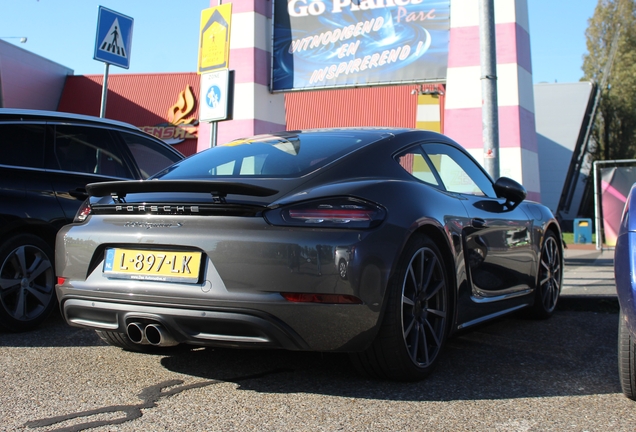 Porsche 718 Cayman S