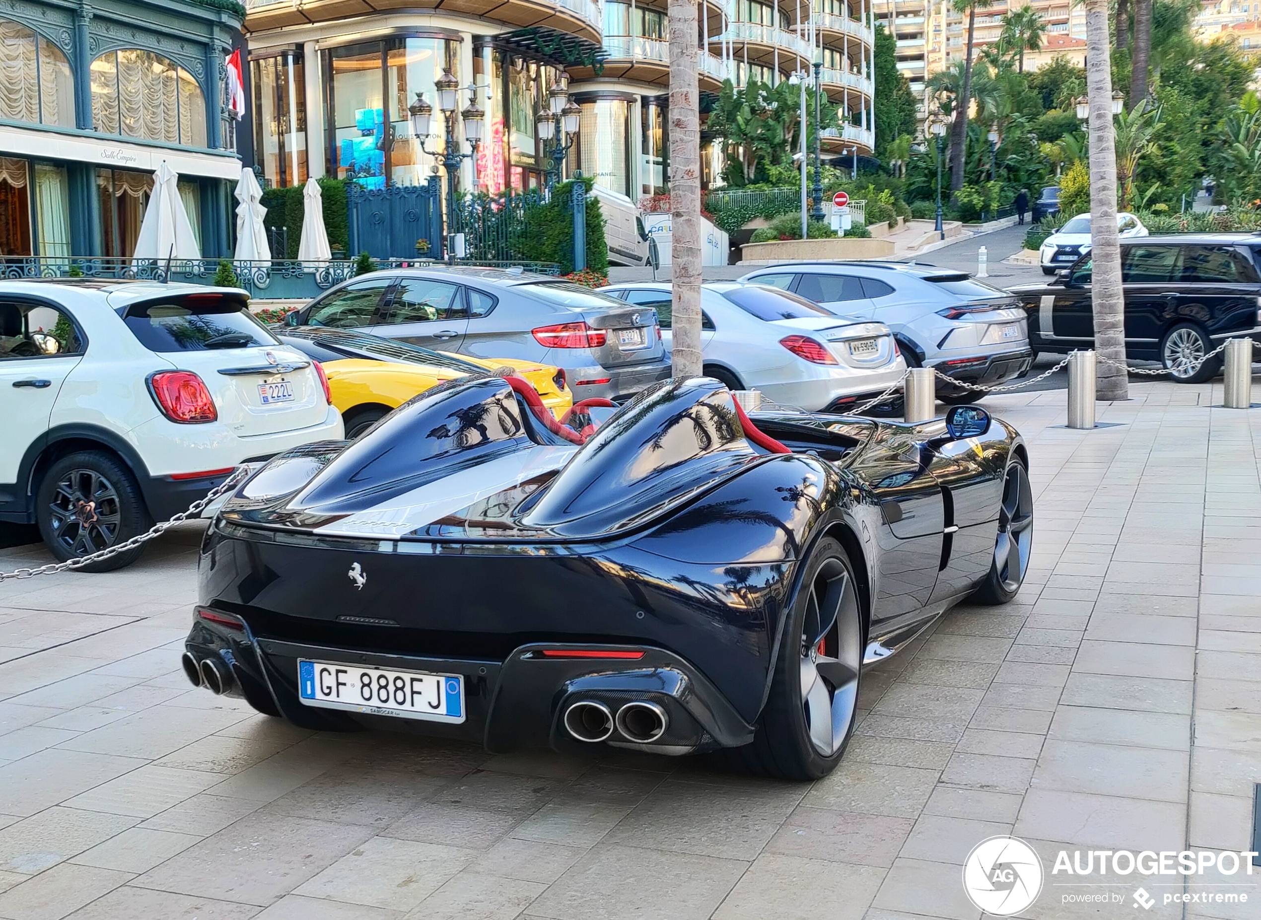 Ja hoor! Weer een Ferrari Monza SP2 in Monaco