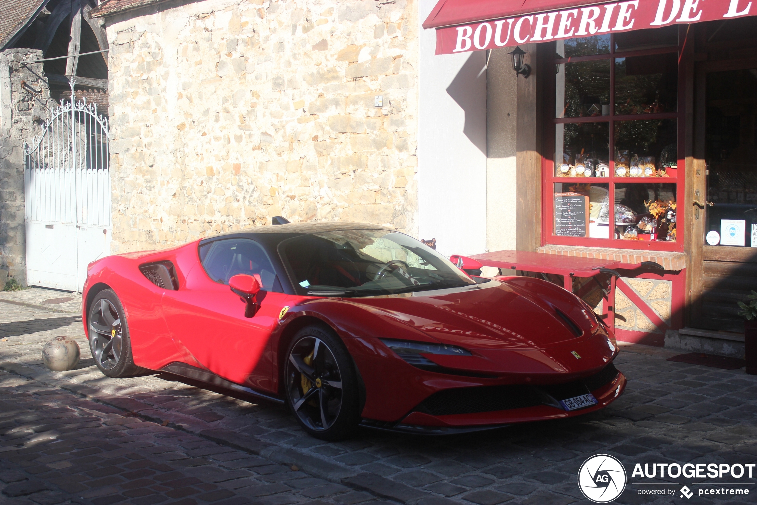 Ferrari SF90 Stradale