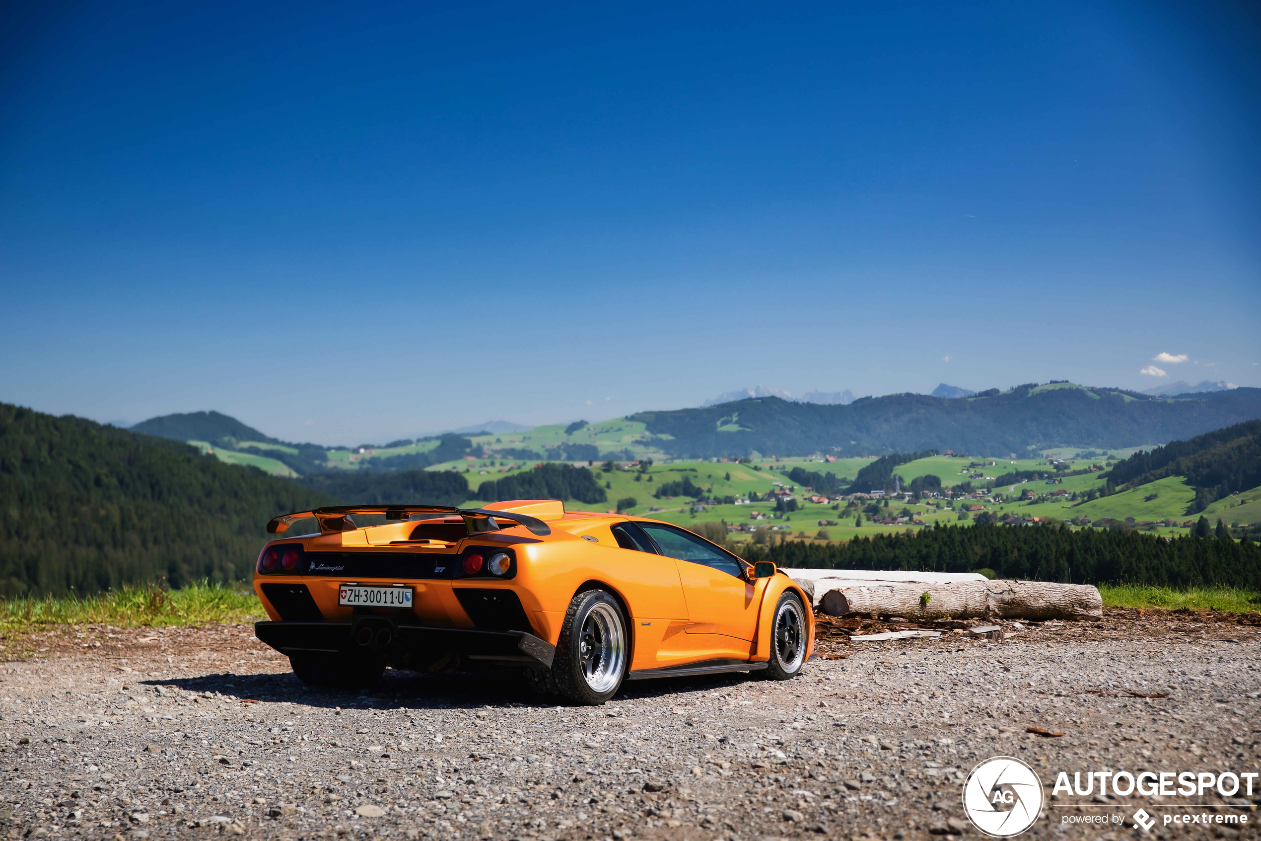 Deze Lamborghini combo helpt ons de herfst door