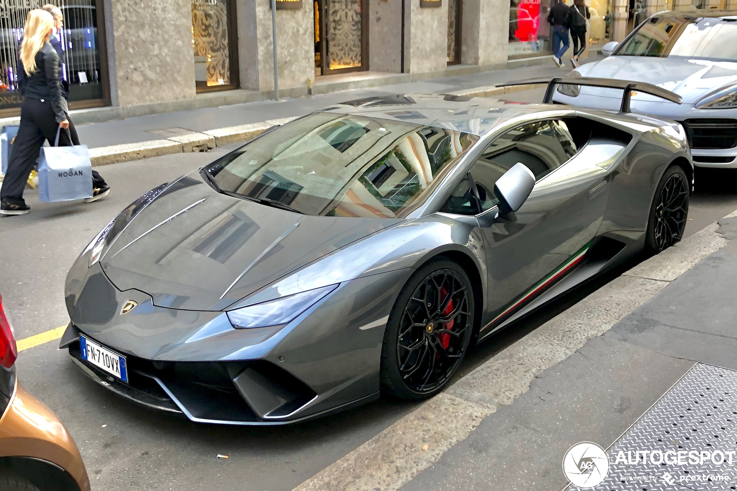 Lamborghini Huracán LP640-4 Performante