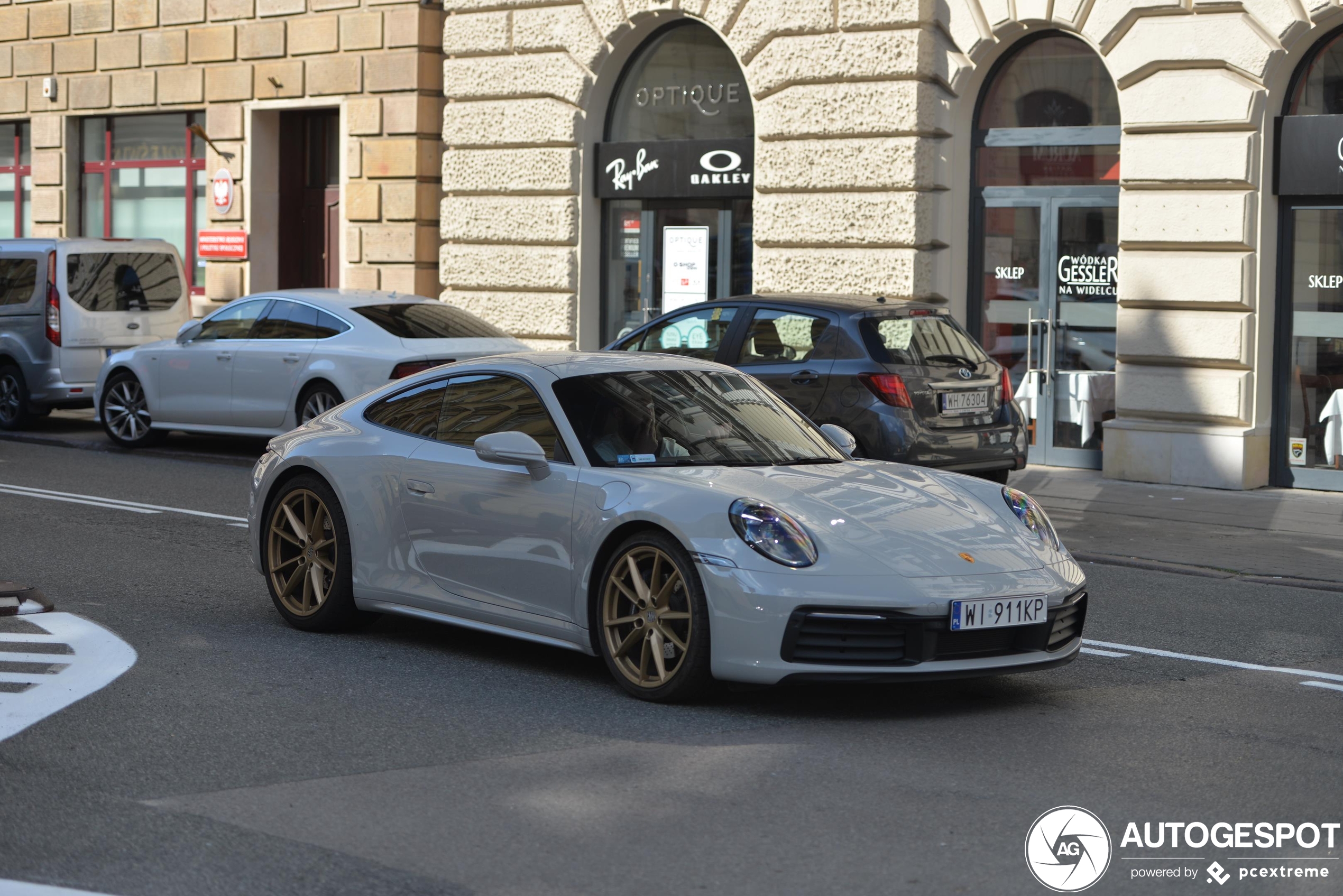 Porsche 992 Carrera 4S