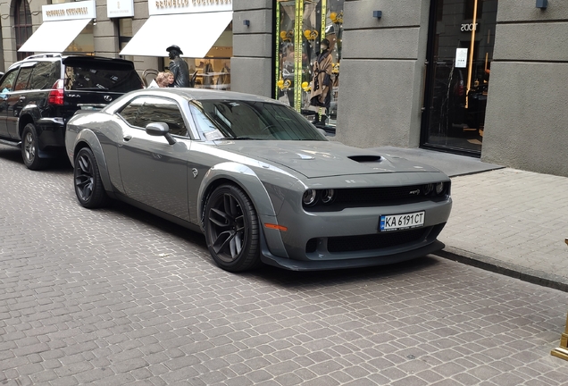 Dodge Challenger SRT Hellcat Widebody