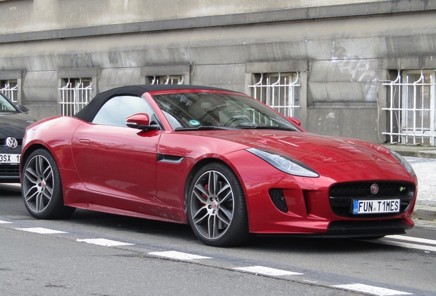 Jaguar F-TYPE R AWD Convertible