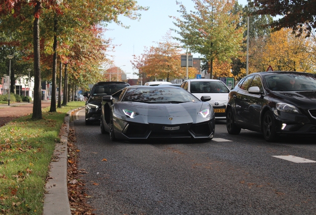 Lamborghini Aventador LP700-4 Roadster