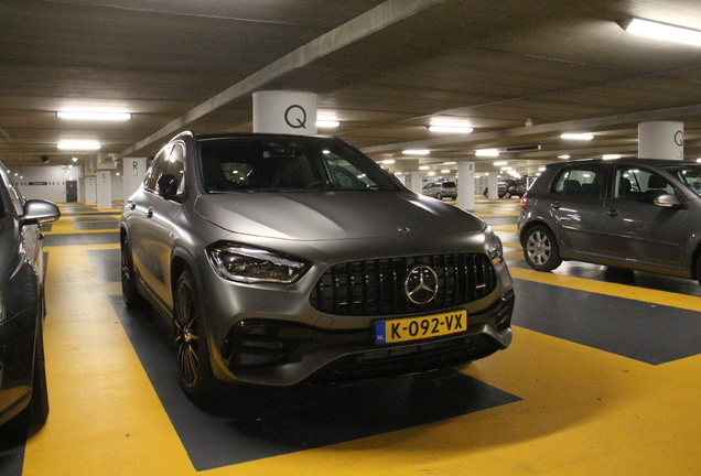 Mercedes-AMG GLA 45 S 4MATIC+ H247