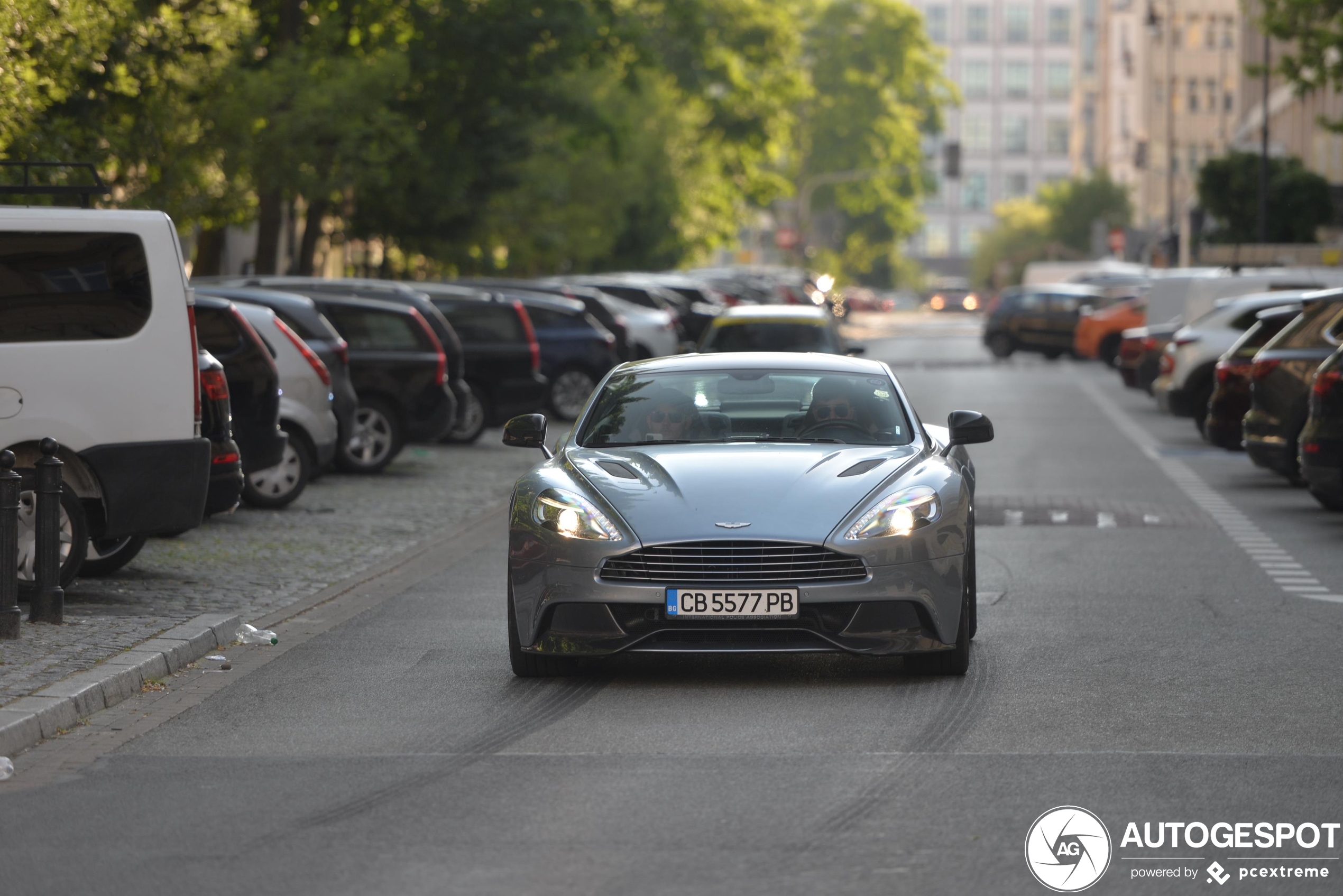 Aston Martin Vanquish 2013