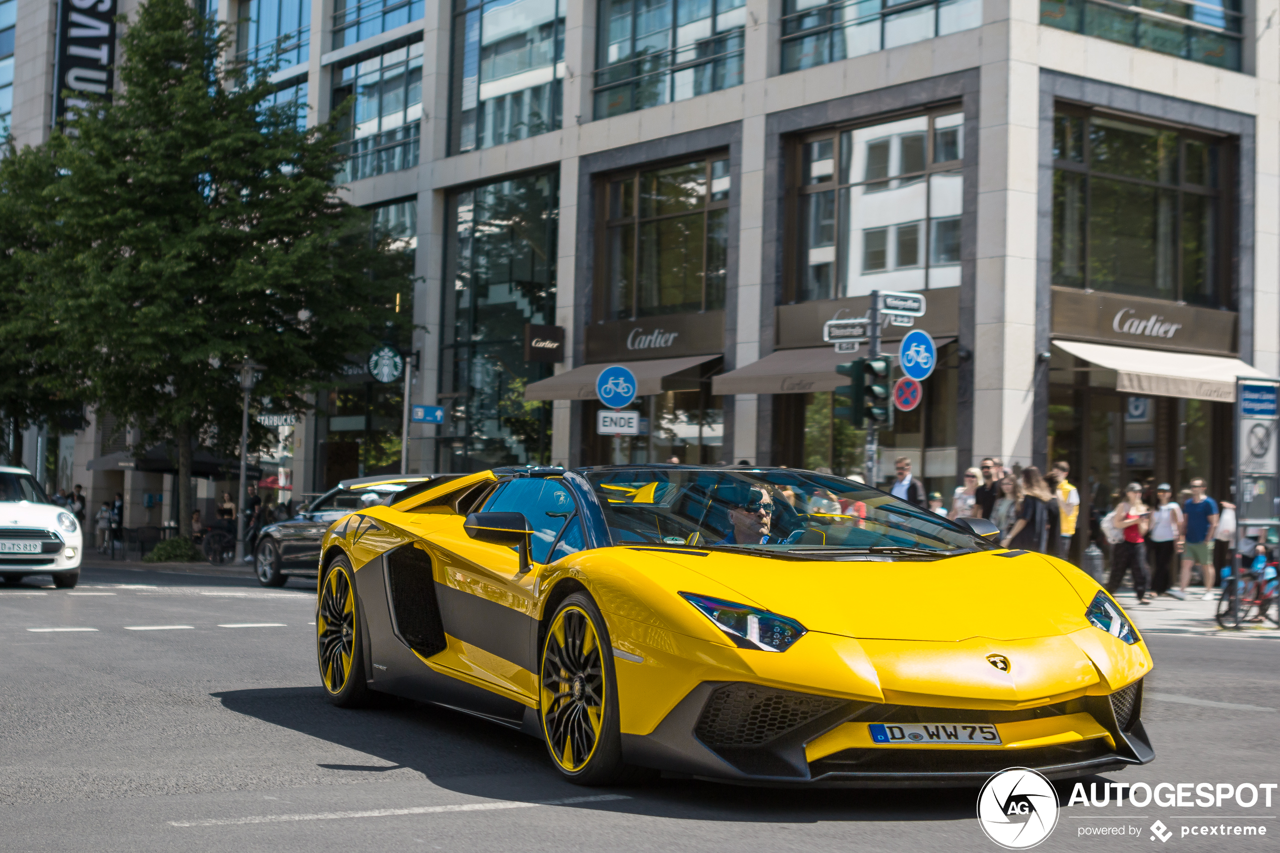 Lamborghini Aventador LP750-4 SuperVeloce Roadster