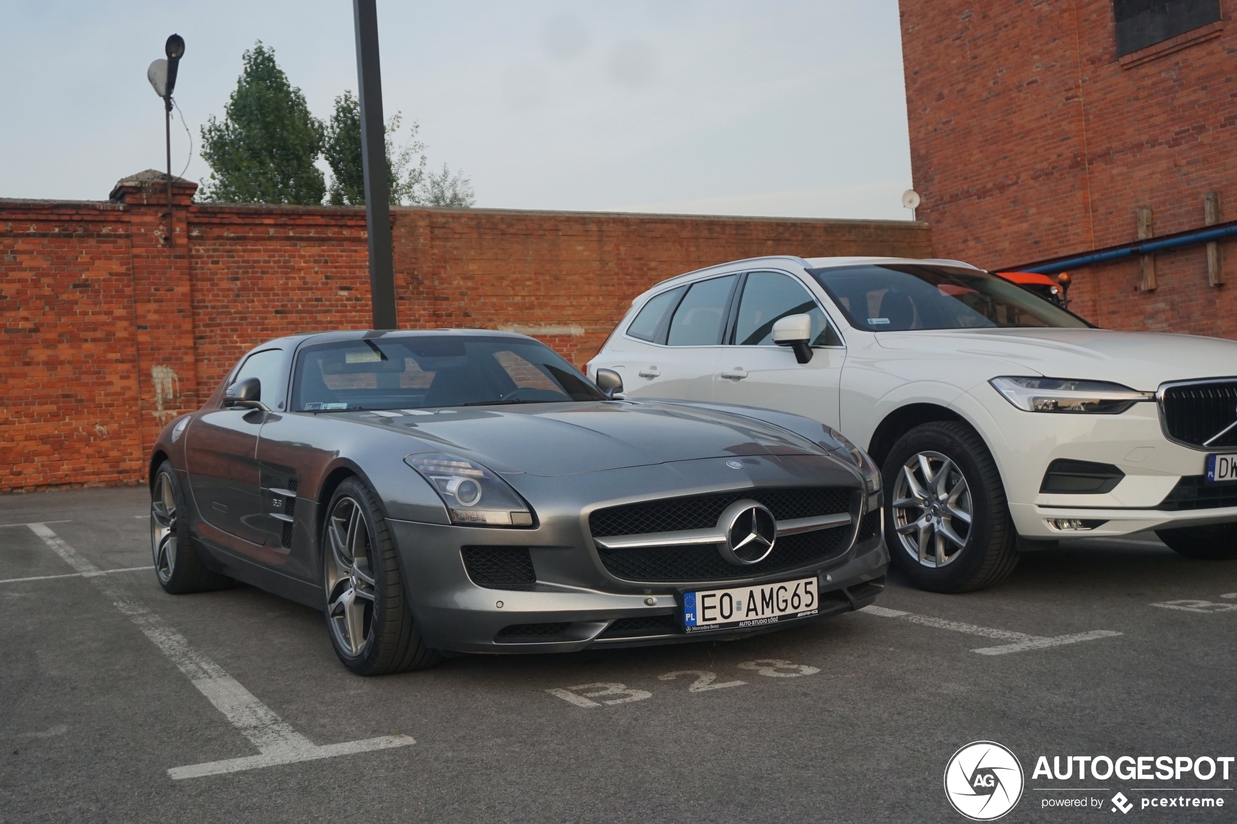 Mercedes-Benz SLS AMG