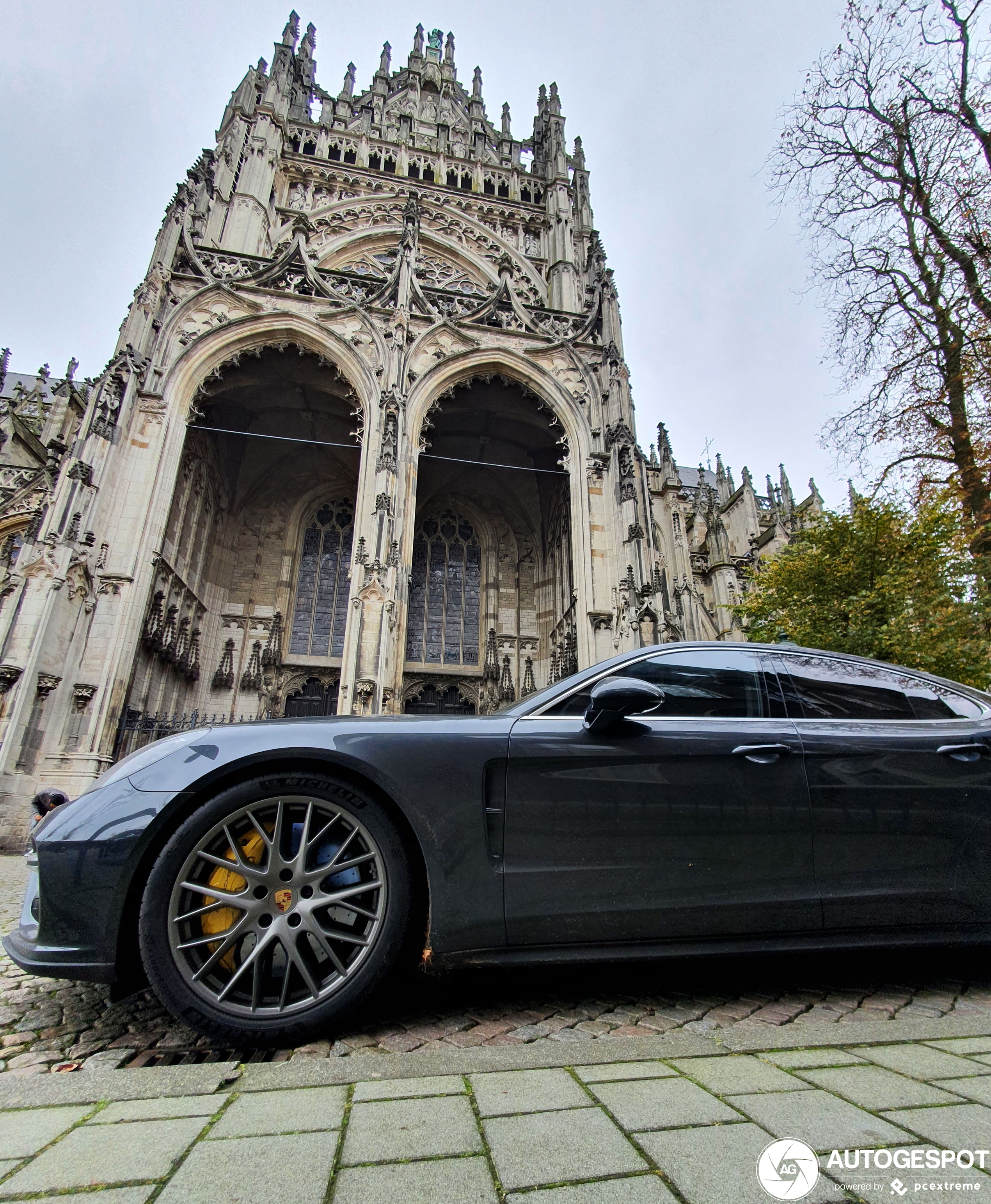 Porsche 971 Panamera Turbo S E-Hybrid