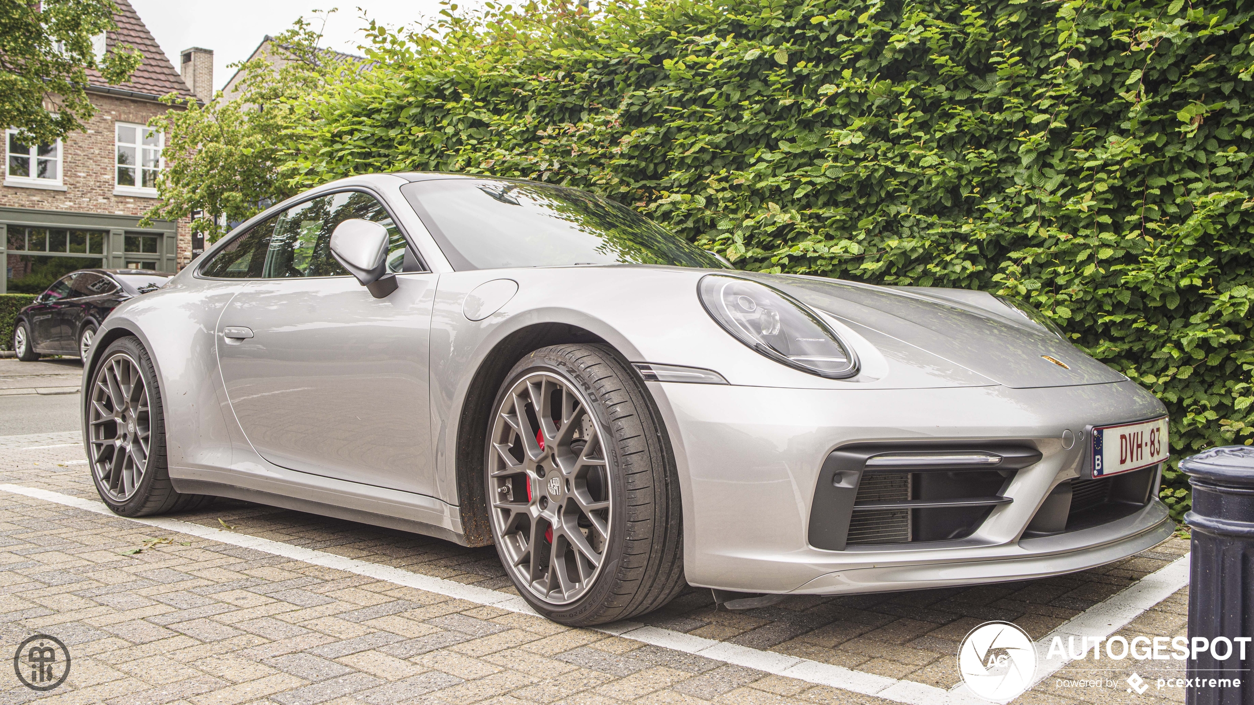 Porsche 992 Carrera 4S