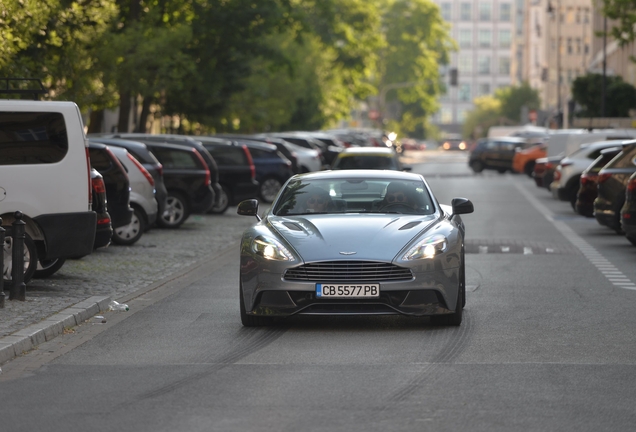 Aston Martin Vanquish 2013