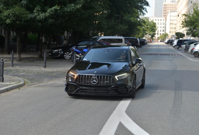 Mercedes-AMG A 45 S W177