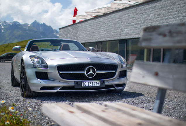 Mercedes-Benz SLS AMG Roadster