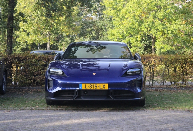 Porsche Taycan Turbo S