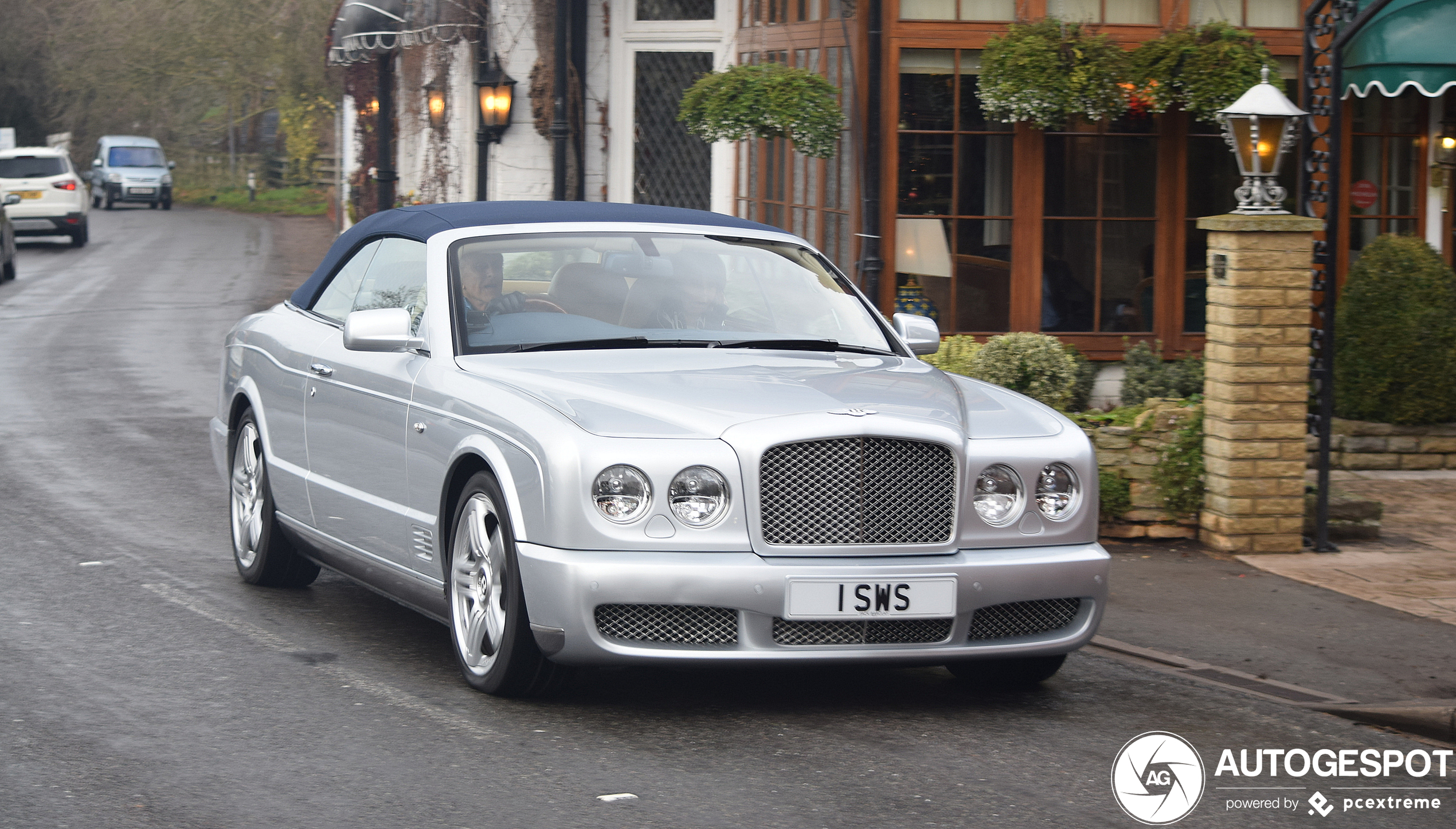 Bentley Azure T