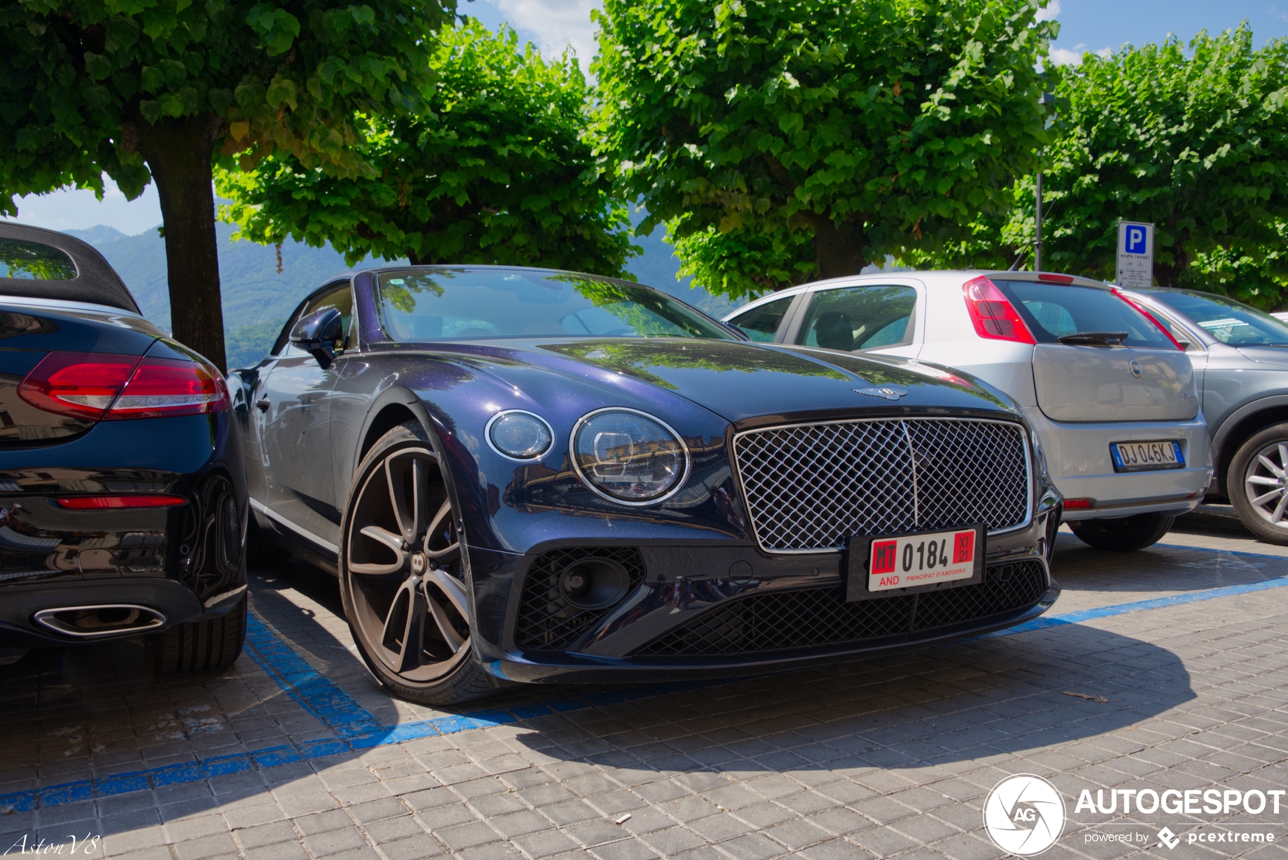 Bentley Continental GTC 2019