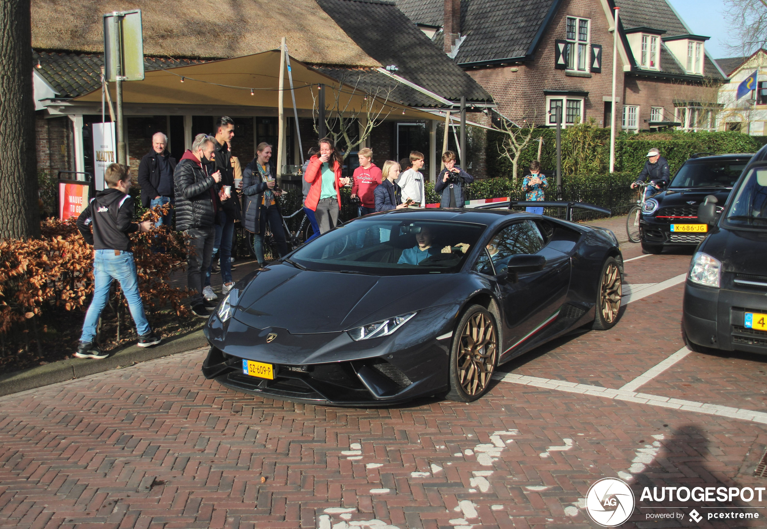 Lamborghini Huracán LP640-4 Performante