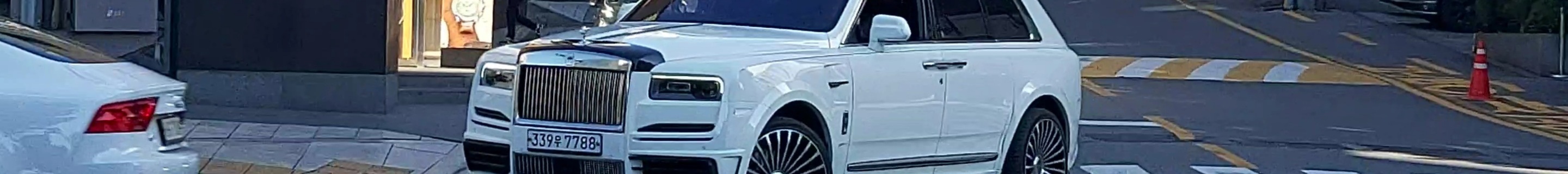 Rolls-Royce Mansory Cullinan Wide Body