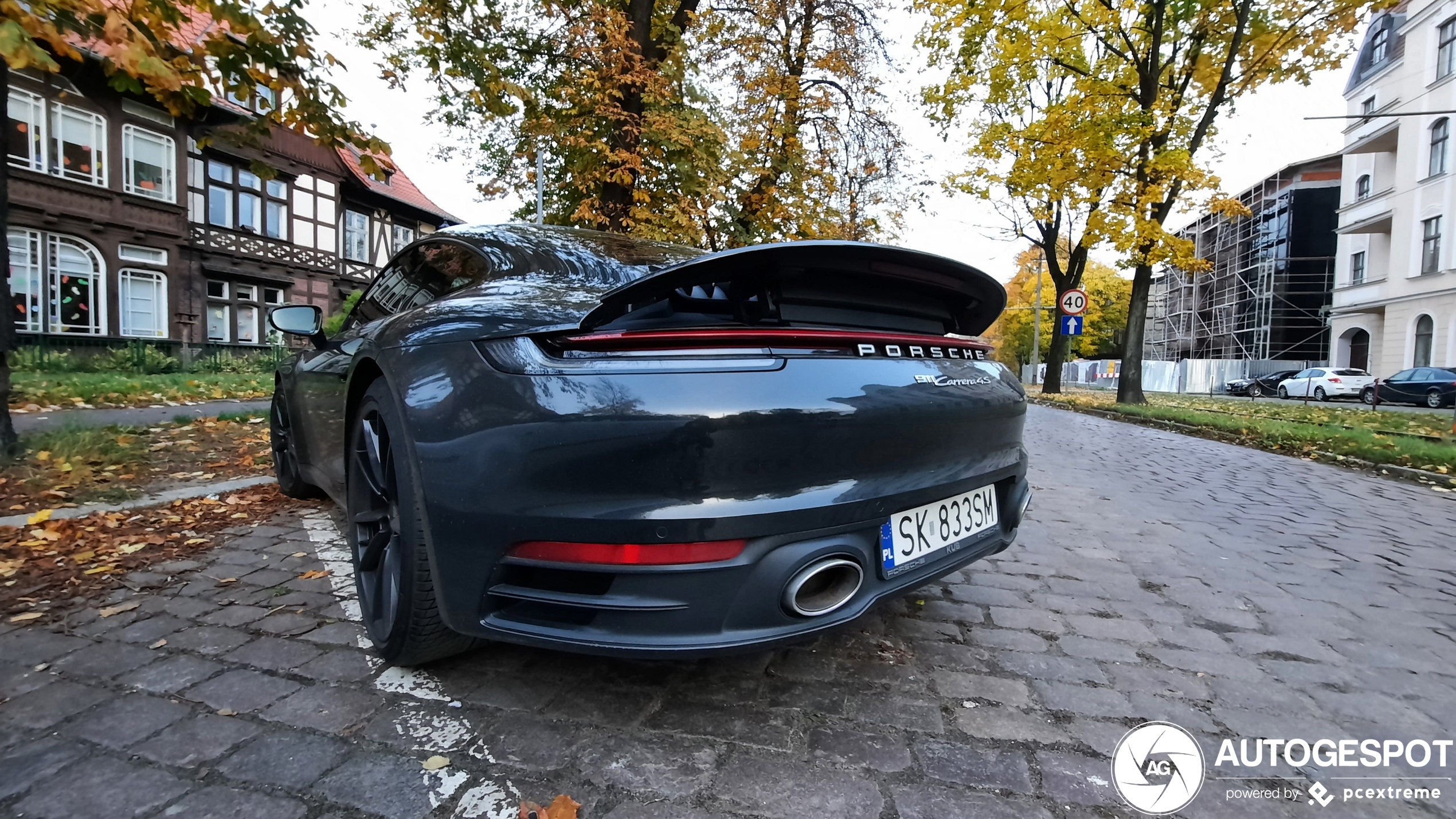 Porsche 992 Carrera 4S