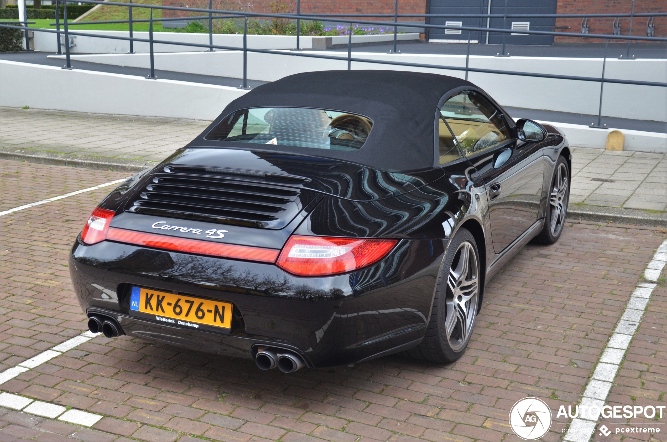 Porsche 997 Carrera 4S Cabriolet MkII