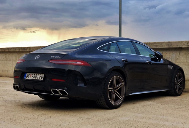 Mercedes-AMG GT 63 S X290