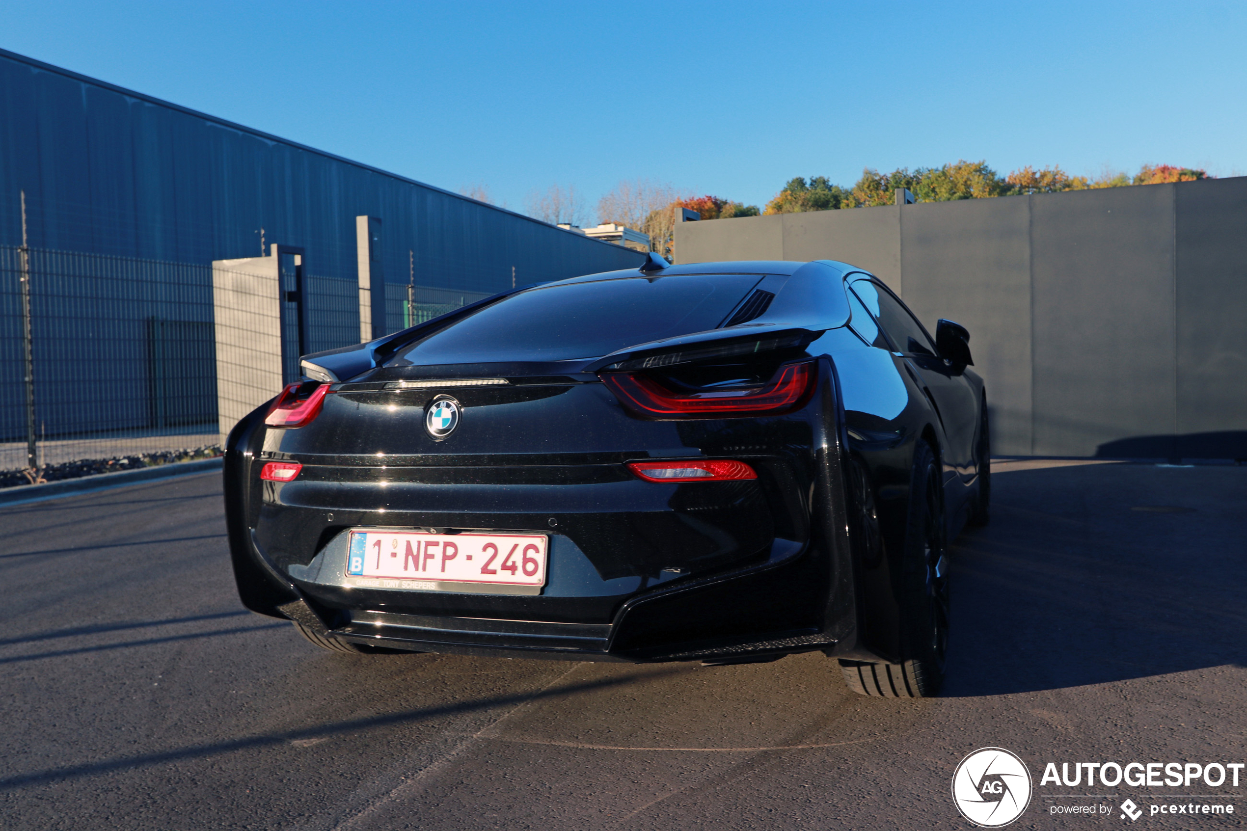 BMW i8