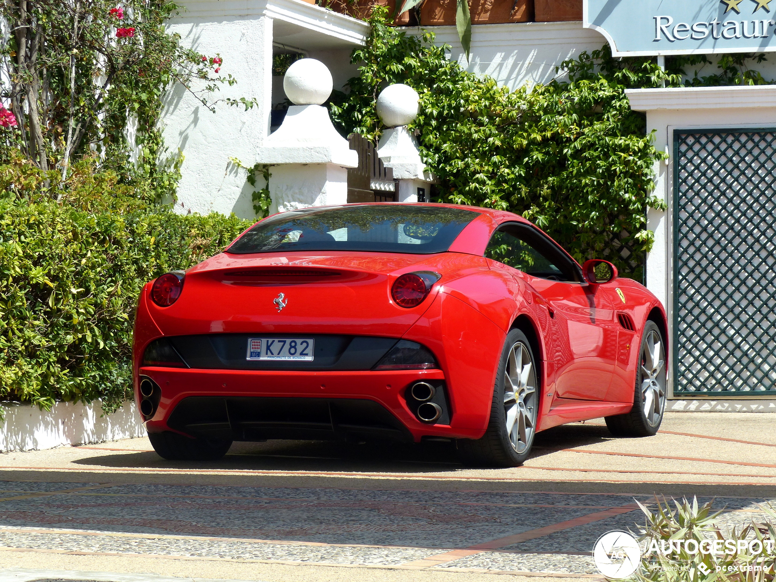 Ferrari California