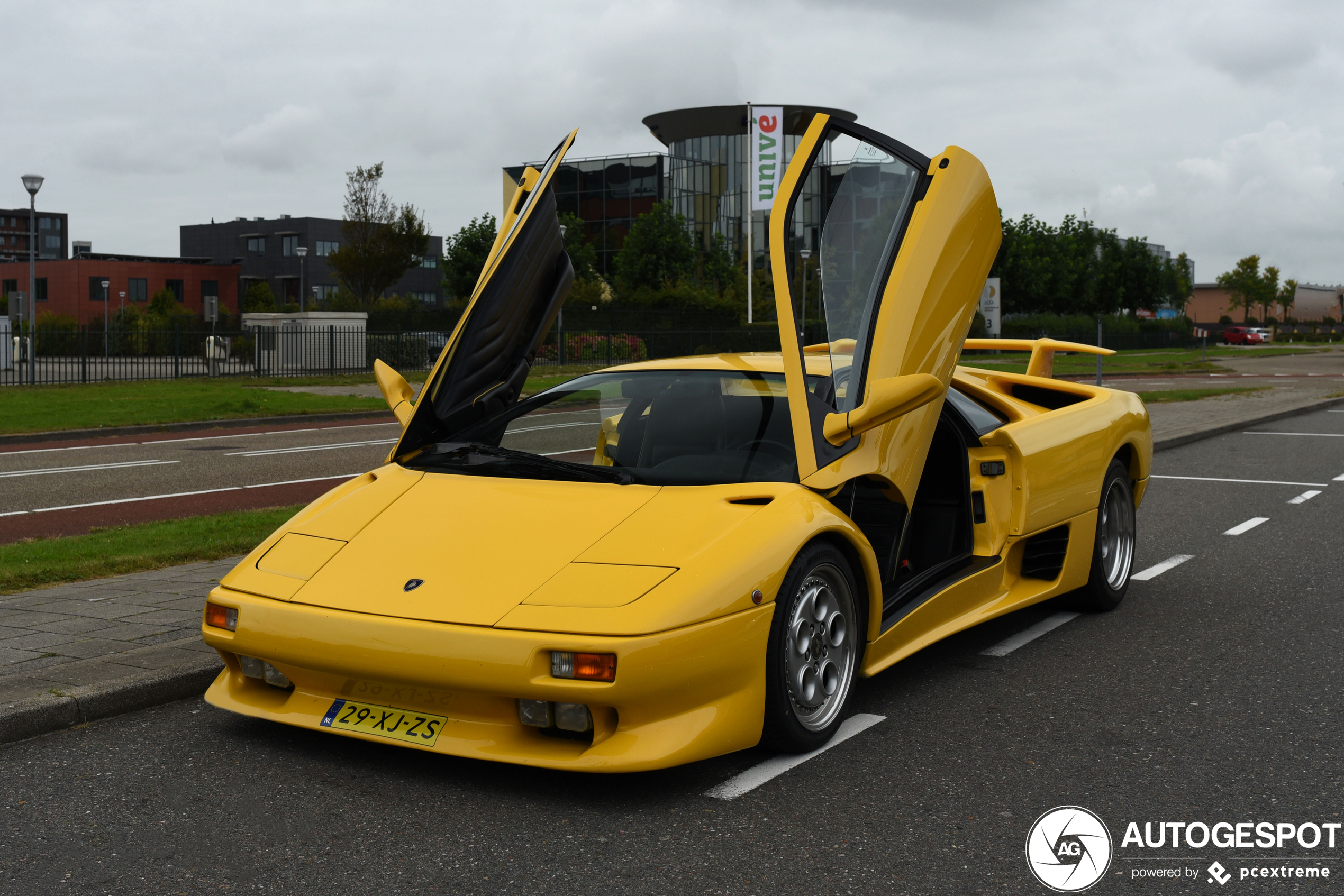 Is deze Lamborghini Diablo VT met pensioen?