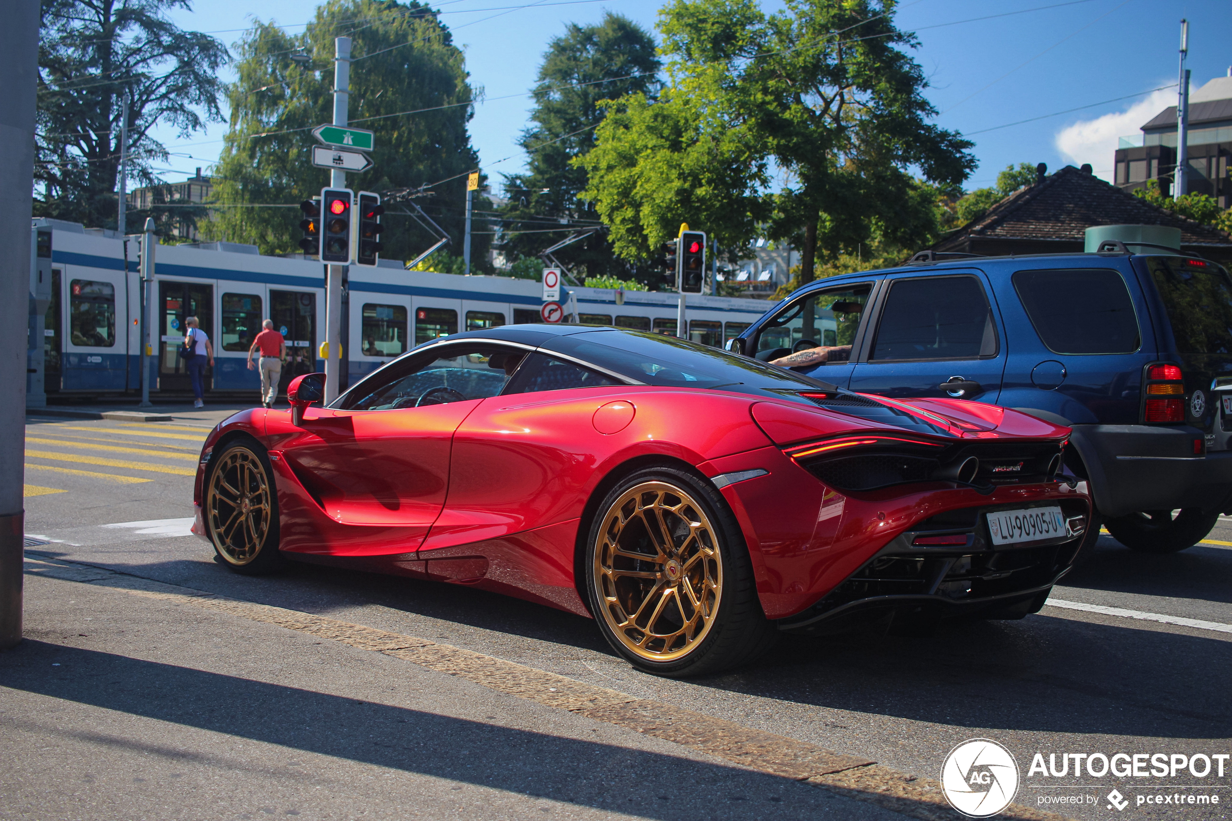 McLaren 720S