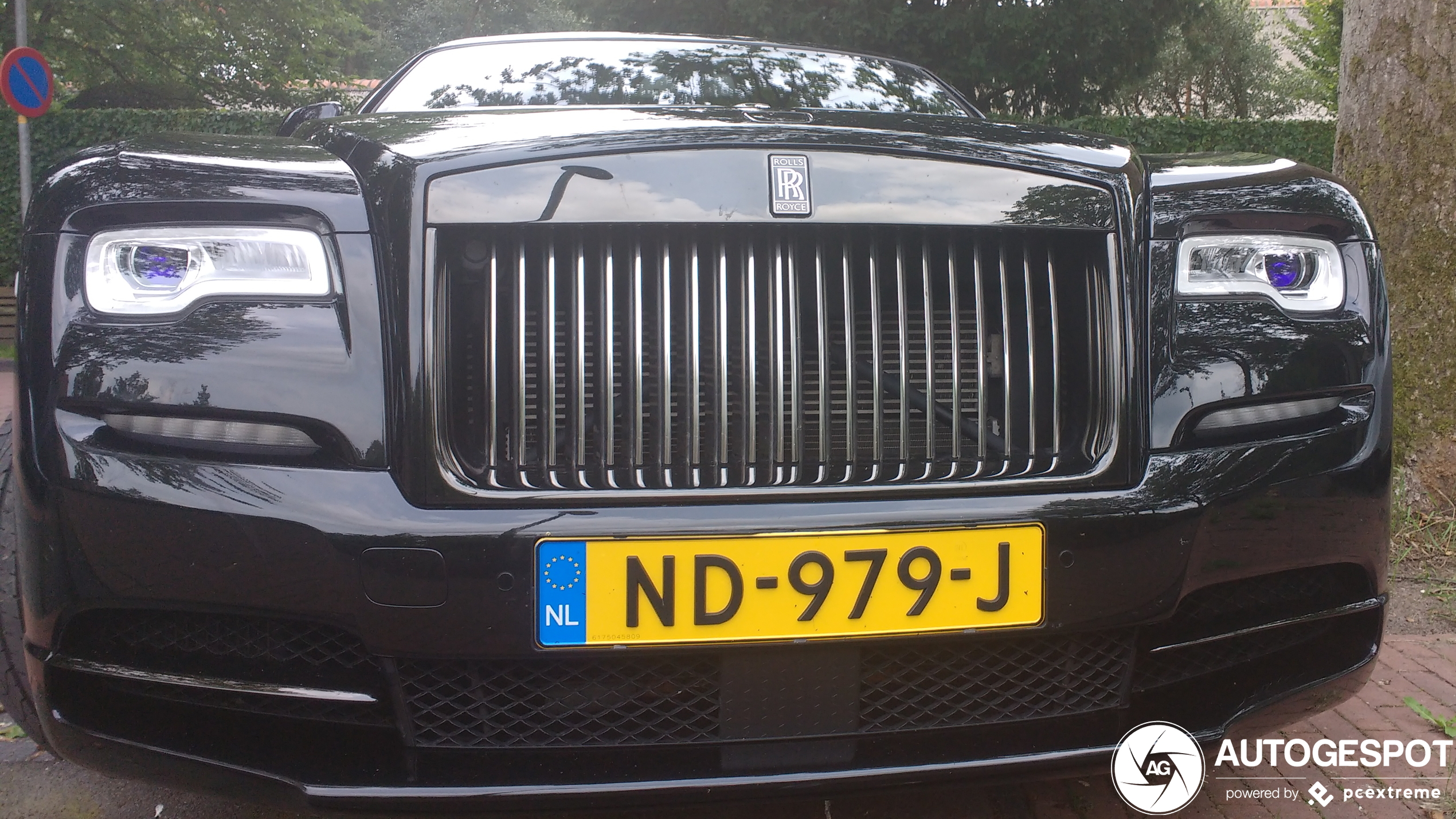 Rolls-Royce Wraith Black Badge