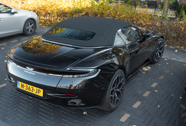 Aston Martin DB11 V8 Volante