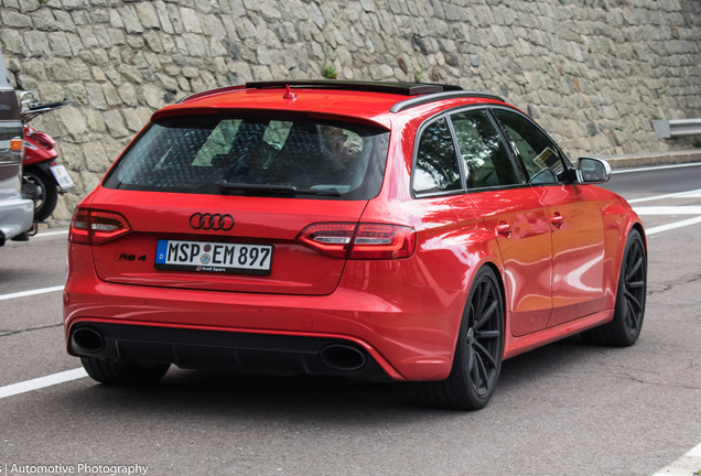 Audi RS4 Avant B8