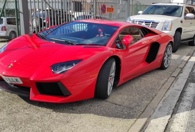 Lamborghini Aventador LP700-4